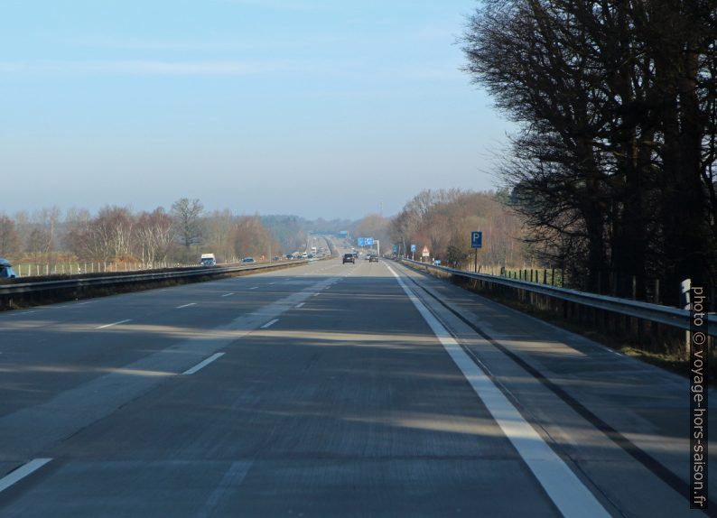 L'autoroute A7 au sud de Hambourg. Photo © André M. Winter