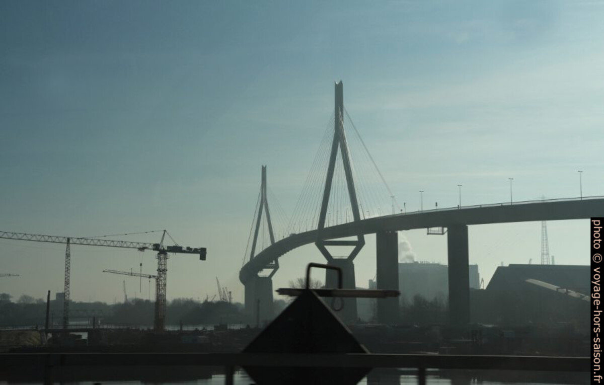 Pont de Köhlbrand. Photo © André M. Winter