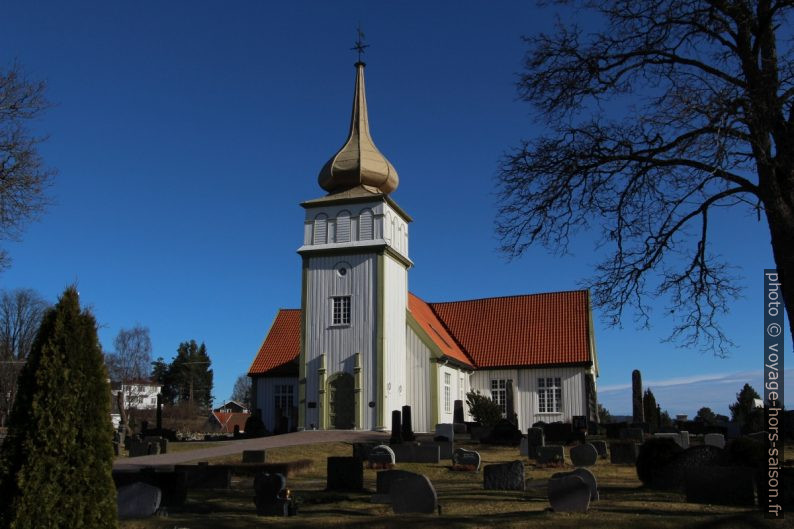 Église blanche de Kongsvinger. Photo © André M. Winter