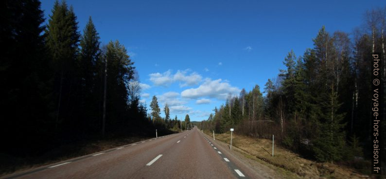 Route droite en Suède. Photo © André M. Winter