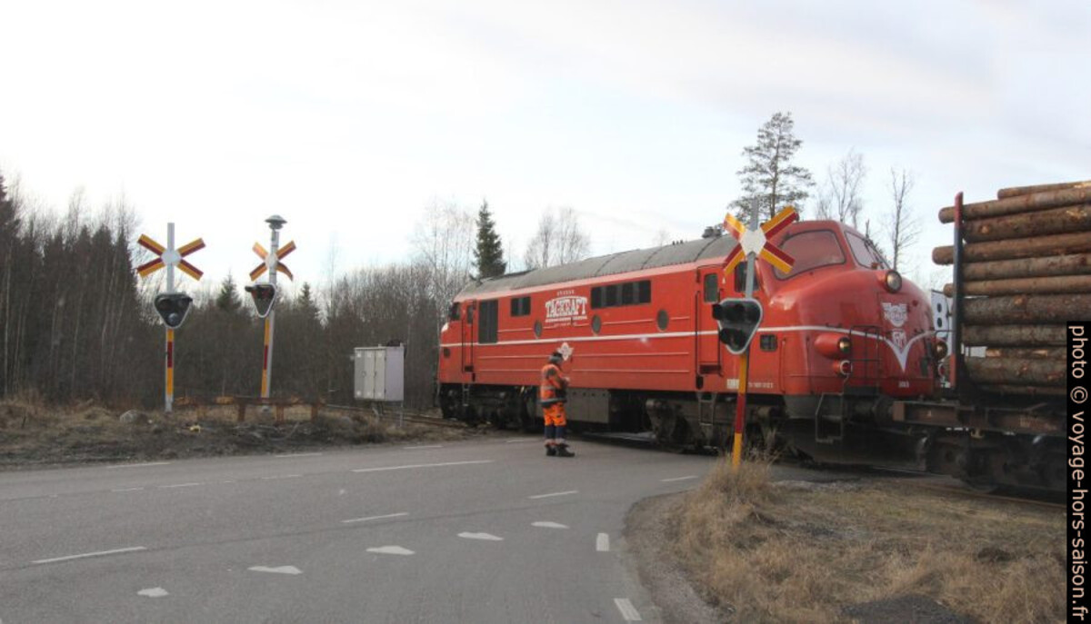 Locomotive diesel ex DSB MX 1033. Photo © André M. Winter