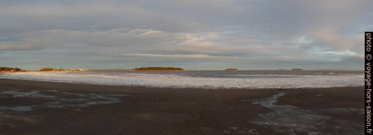 Panorama de la plage de Pite Havsbad. Photo © André M. Winter