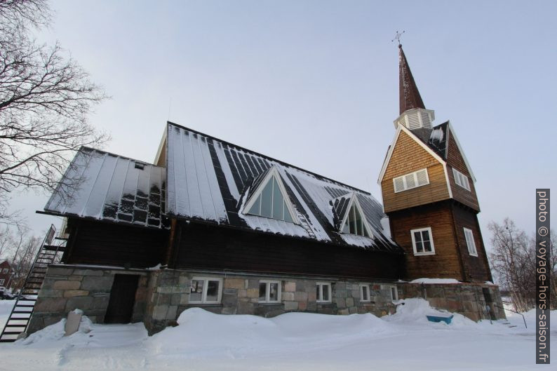 Côté nord de l'église de Karesuando. Photo © André M. Winter