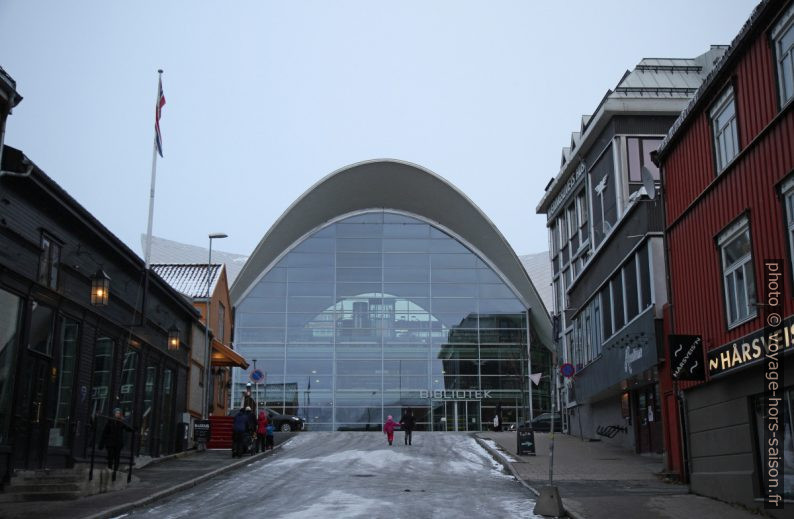 Tromsø Bibliotek. Photo © Alex Medwedeff