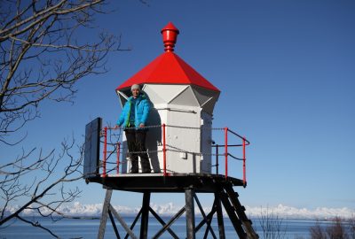 Alex sur le feu maritime de Brennvik