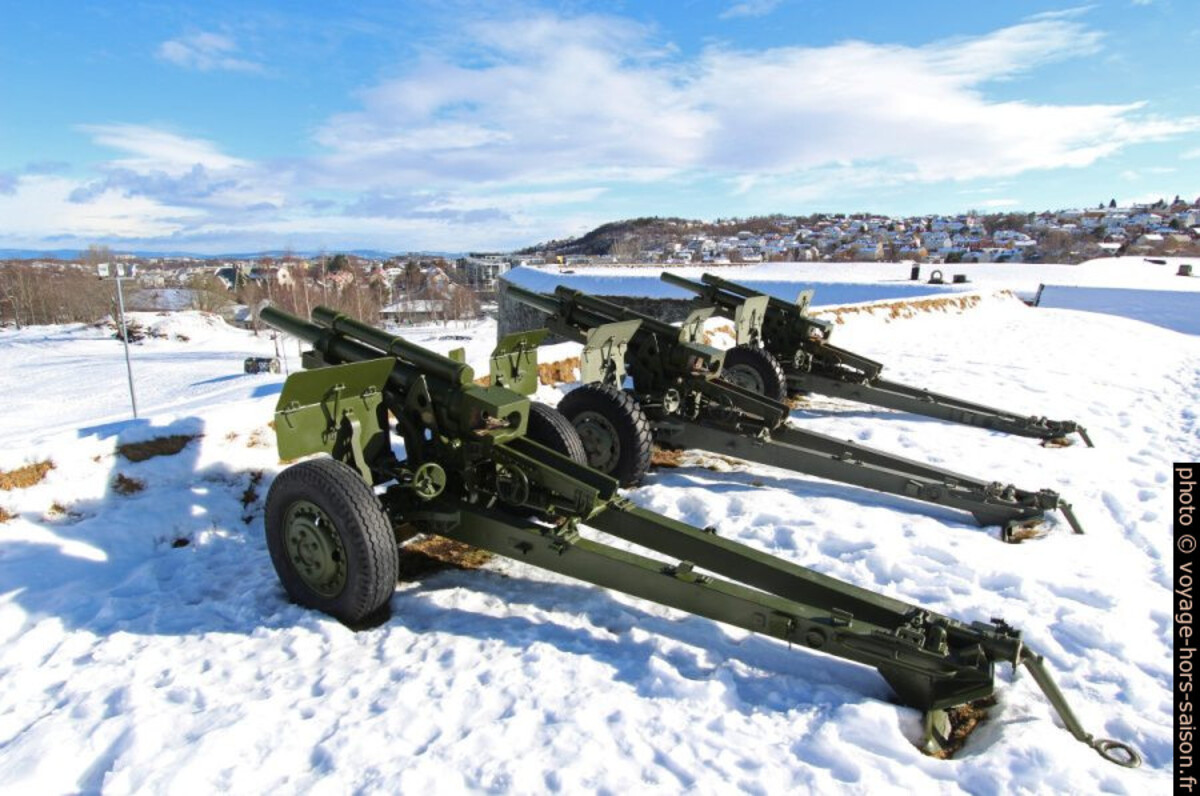 Canons américains sur la Forteresse de Kristiansten. Photo © André M. Winter