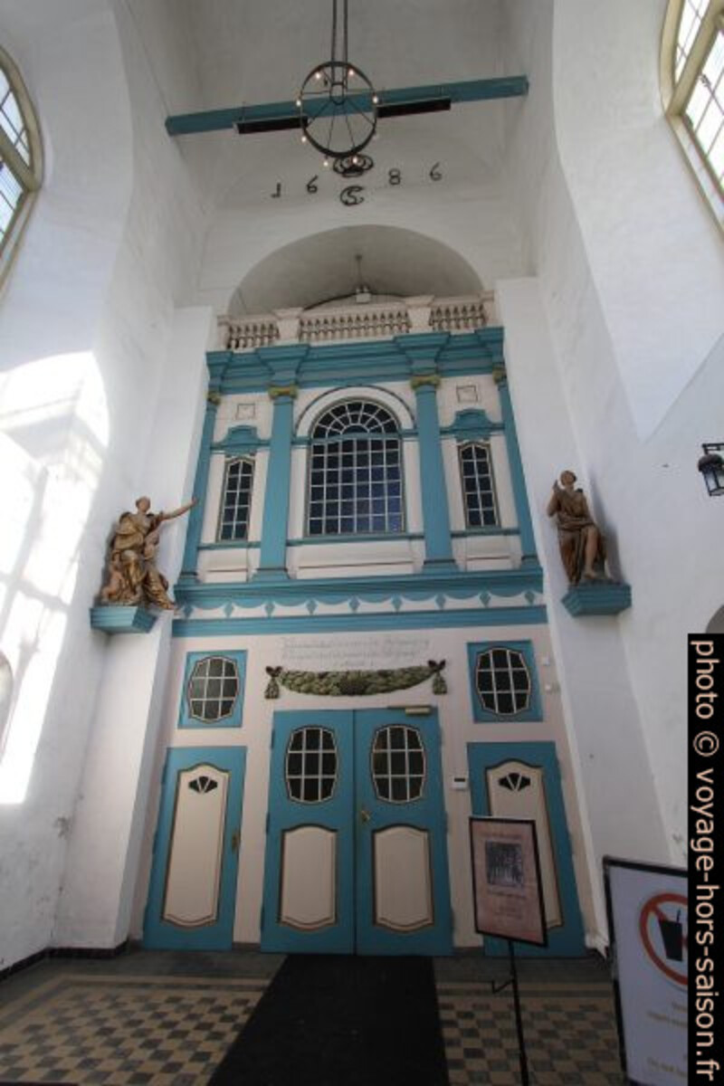 Porte intérieure de la Vår Frue Kirke. Photo © André M. Winter