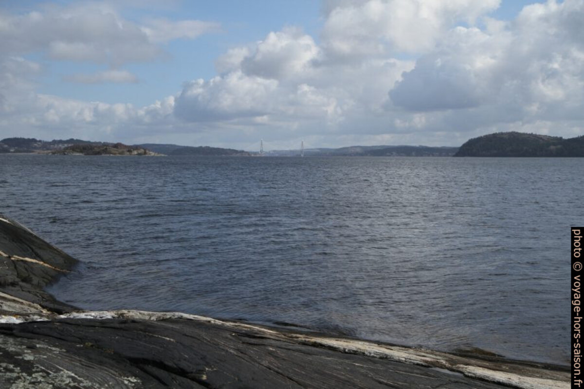 Pont sur le Uddevallafjorden. Photo © Alex Medwedeff