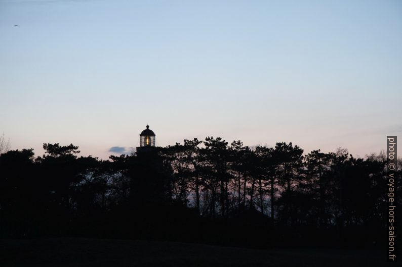 Lanterne du phare de Falsterbo la nuit. Photo © Alex Medwedeff