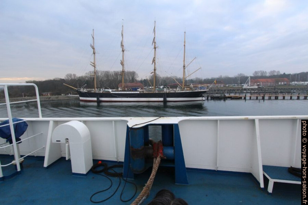 Voilier quatre-mâts barque Passat. Photo © André M. Winter