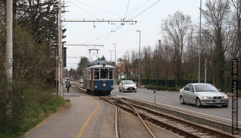Tramway Trieste - Opicina entrant dans la Station de la Via di Campo Romano. Photo © Alex Medwedeff