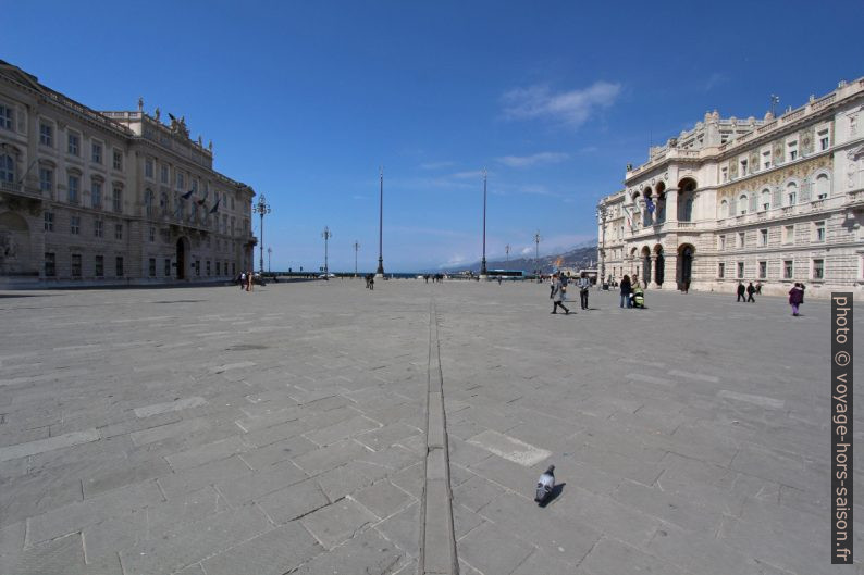 Piazza Unità d'Italia di Trieste. Photo © André M. Winter