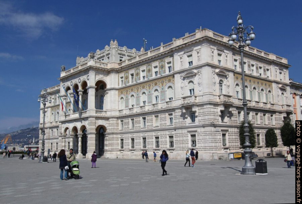 Palazzo della Luogotenenza austriaca. Photo © André M. Winter