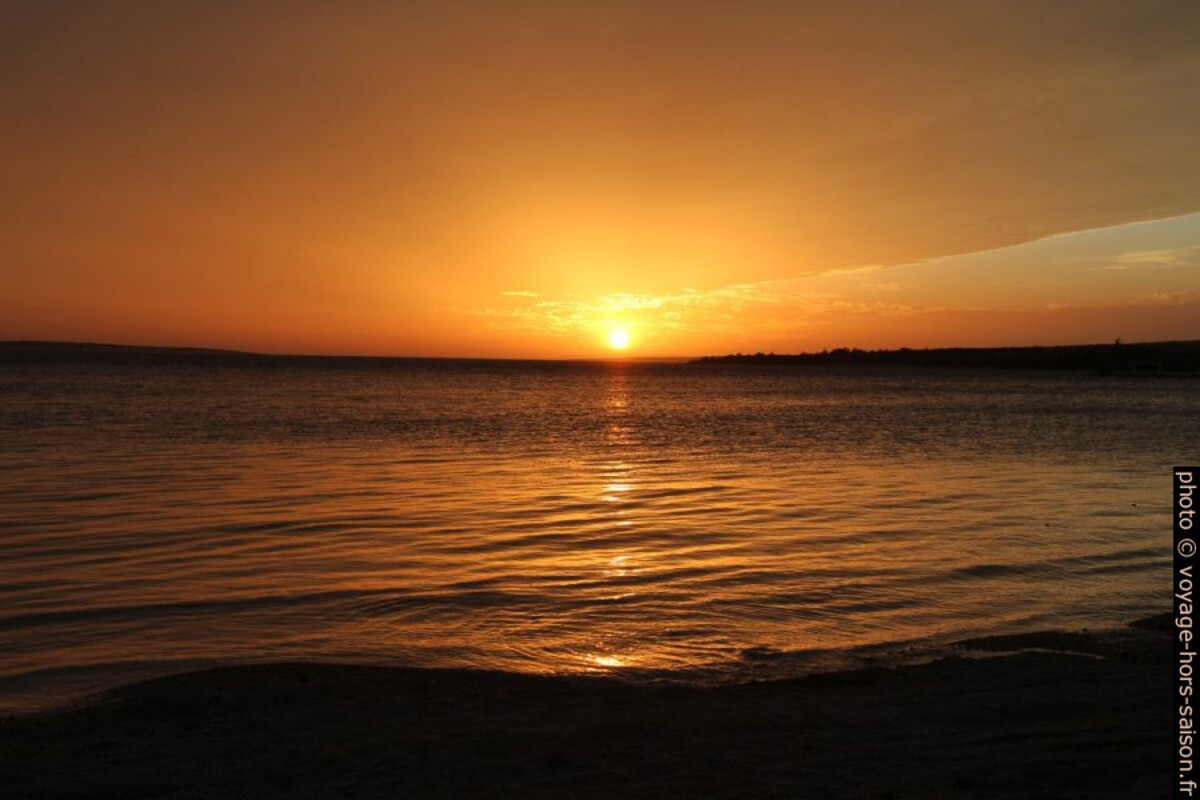 Coucher de soleil à Šimuni. Photo © Alex Medwedeff