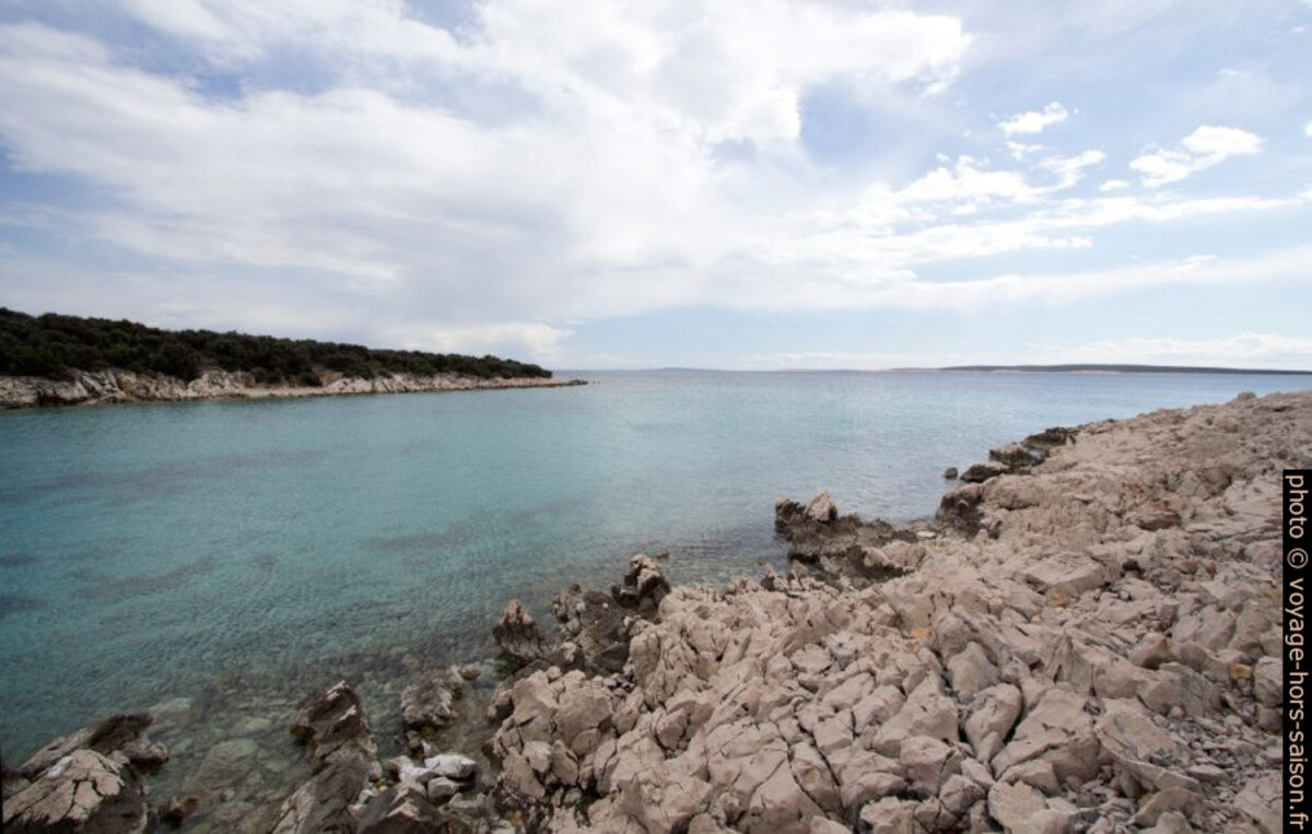 La Baie de Letavica. Photo © André M. Winter