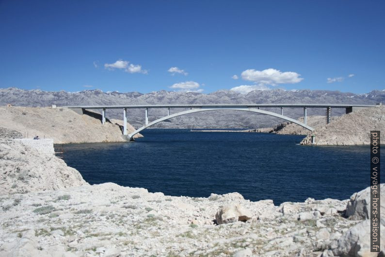 Pont Paški Most. Photo © Alex Medwedeff