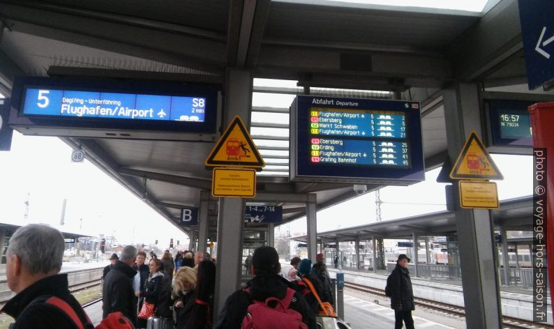 Quai de gare à München Ost. Photo © André M. Winter