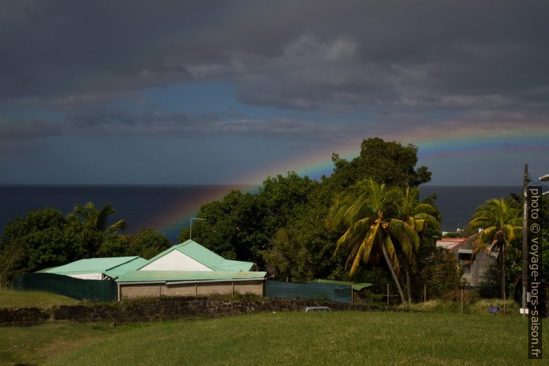 Arc en ciel sur la Mer des Caraïbes. Photo © Alex Medwedeff