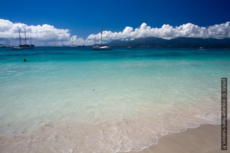 Plage du Gosier. Photo © Alex Medwedeff