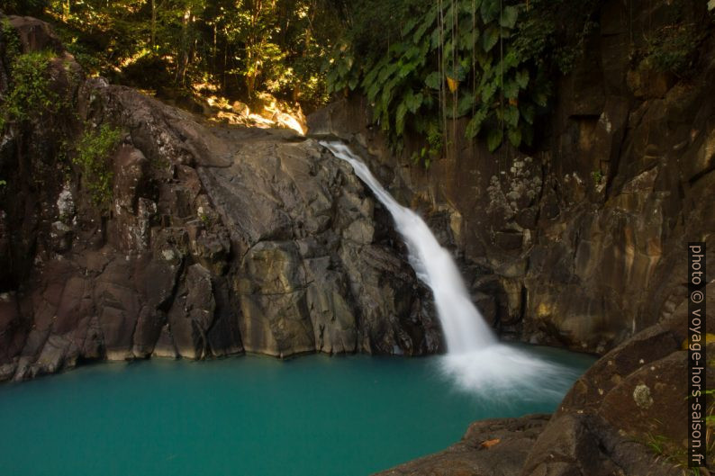 Cascade du Saut d'Acomat en longue exposition. Photo © Alex Medwedeff