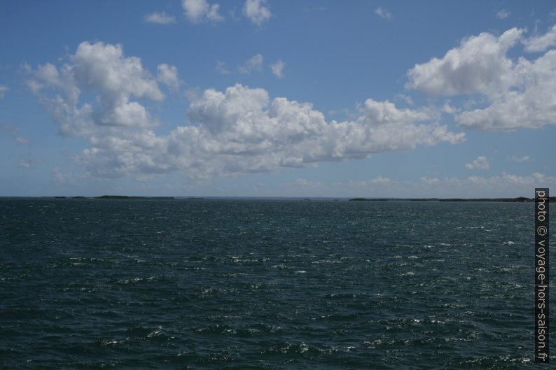 Îles et mangroves du Grand Cul-de-Sac Marin. Photo © Alex Medwedeff