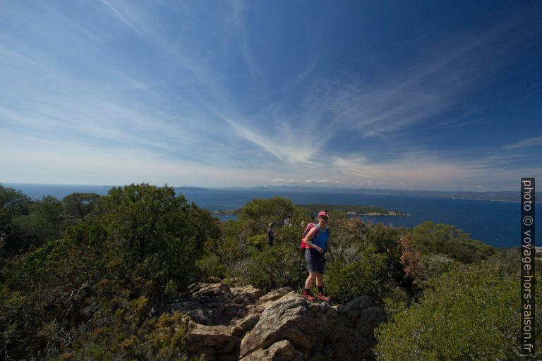 Vue des rochers du Mont Vinaigre vers l'ouest. Photo © André M. Winter