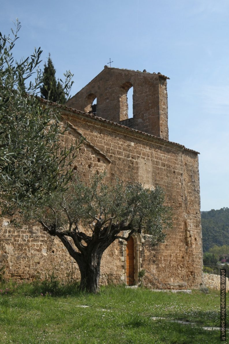 Au marché de Villecroze et la Chapelle St. Victor Voyage Hors Saison