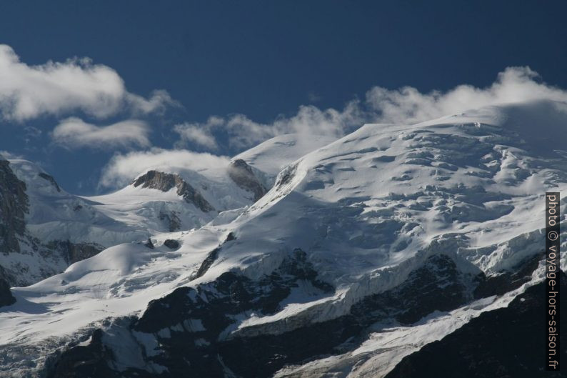 Le Mont Blanc vu de Chamonix en été 2008. Photo © André M. Winter