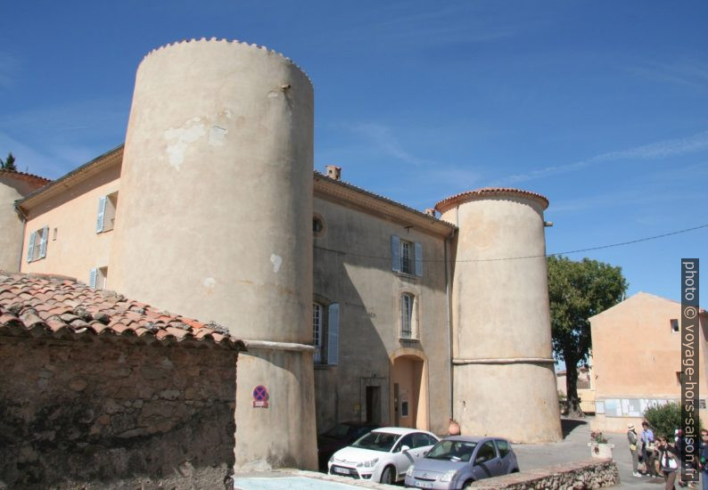 Mairie dans le château de Tourtour. Photo © André M. Winter