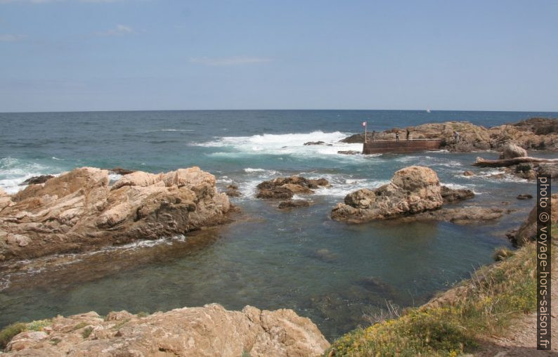 Petit port de la Pointe de la Galle. Photo © André M. Winter