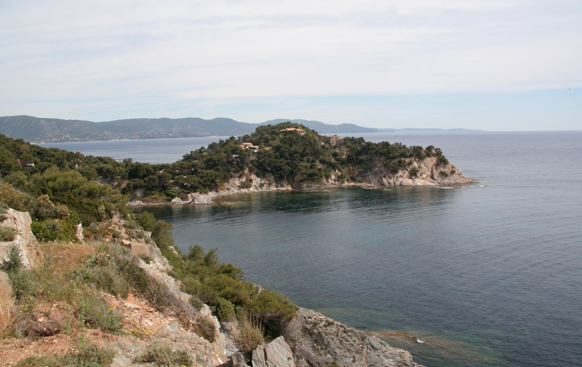 Le Cap Bénat. Photo © André M. Winter