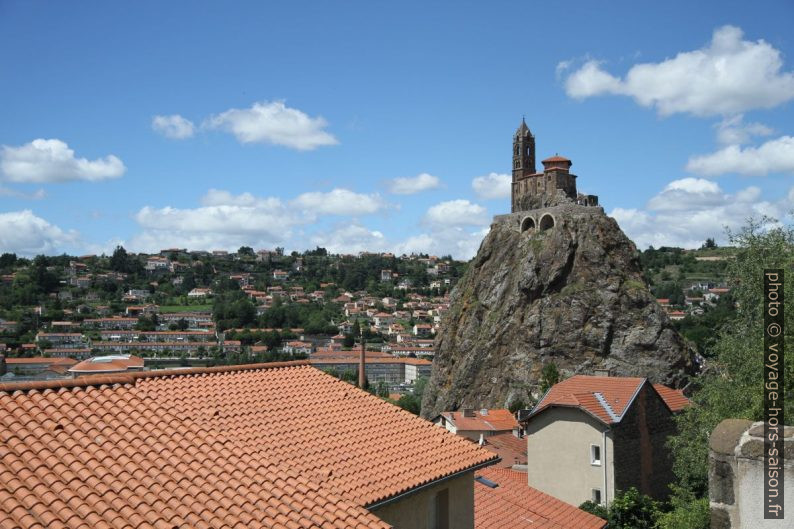 Piton Saint-Michel d'Aiguilhe, vu en 2014. Photo © Alex Medwedeff