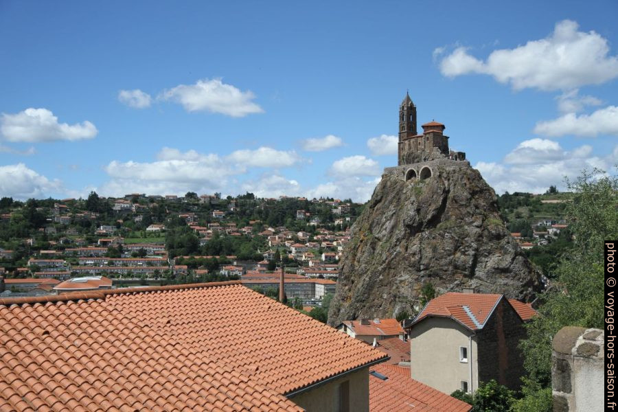 Piton Saint-Michel d'Aiguilhe, vu en 2014. Photo © Alex Medwedeff