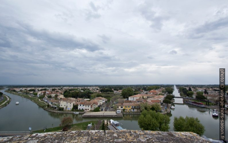 Canaux au nord d'Aigues-Mortes. Photo © André M. Winter