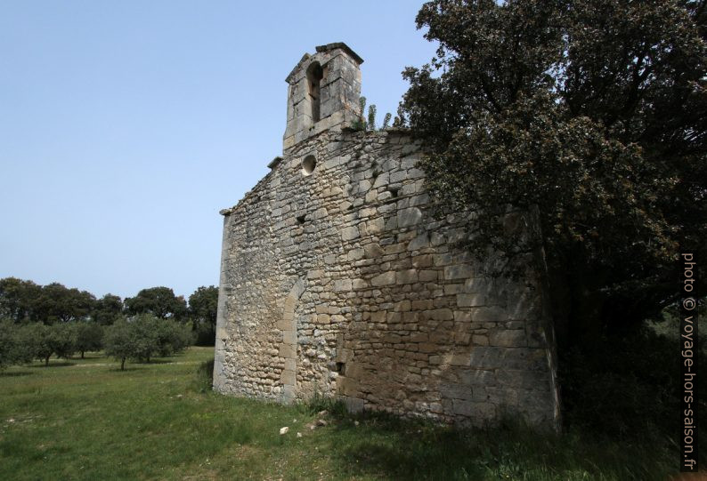 Chapelle de Romanin et son clocher-mur. Photo © André M. Winter