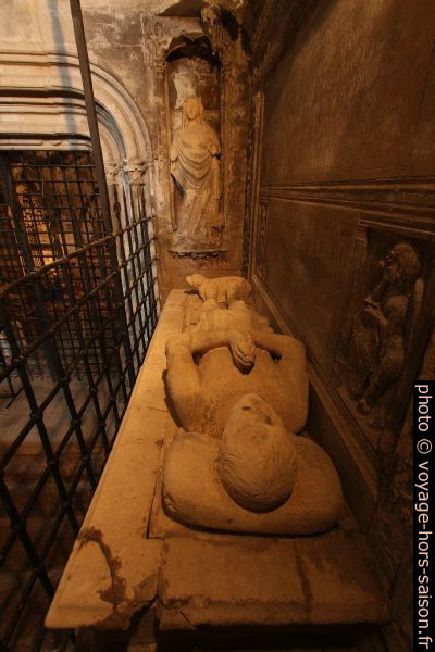 Tombe de Jean de Cossa. Photo © André M. Winter