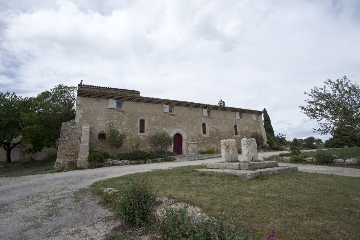 Chapelle St. Symphorien près de Vernègues. Photo © André M. Winter