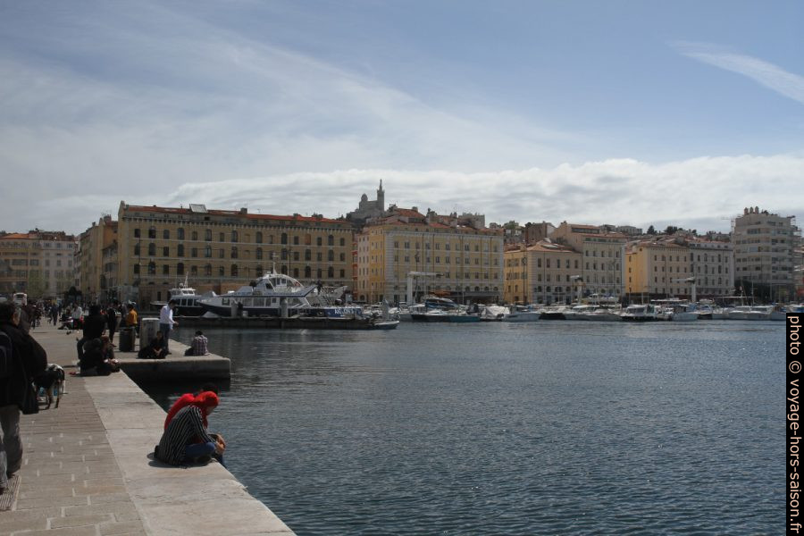 Sur le Vieux-Port. Photo © Alex Medwedeff