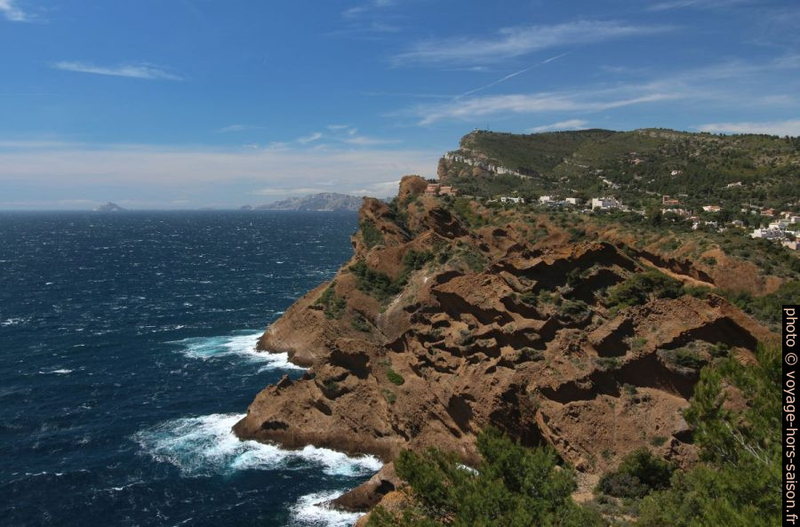 La poudingue autour de l'Anse de Figuerolles. Photo © André M. Winter