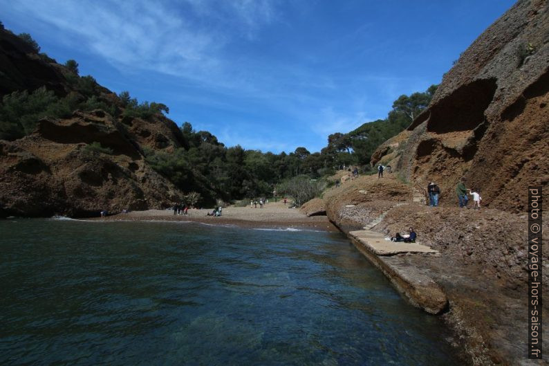 Vue retour vers la plage de Figuerolles. Photo © André M. Winter