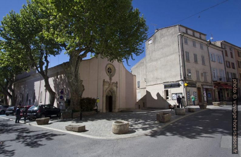 Église Sainte Marguerite de Carcès. Photo © André M. Winter