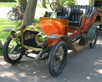 Une automobile de la marque La Buire de 1908