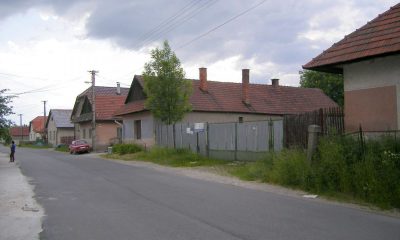Une rue à Turany en 2008. Photo Wikimedia CCSA4 Szeder László