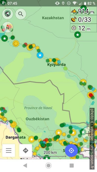 Capture d'écran avec points coloriés ajoutés pour le Kazakhstan