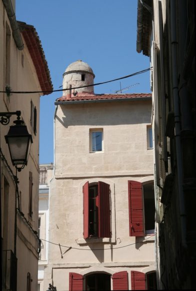 Maison avec tourelle. Photo © Alex Medwedeff