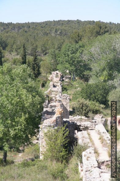 Aqueduc romain double de Barbegal. Photo © André M. Winter