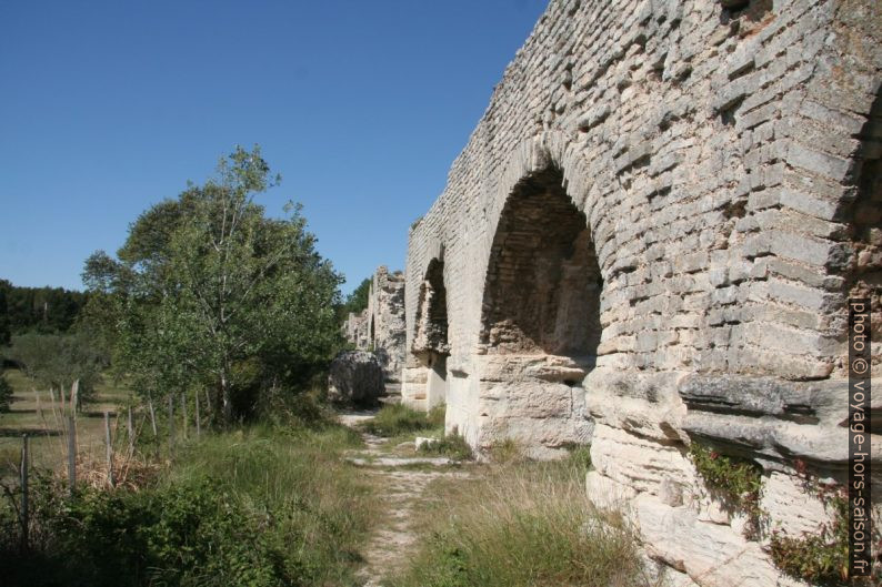 Aqueduc de Barbegal. Photo © André M. Winter