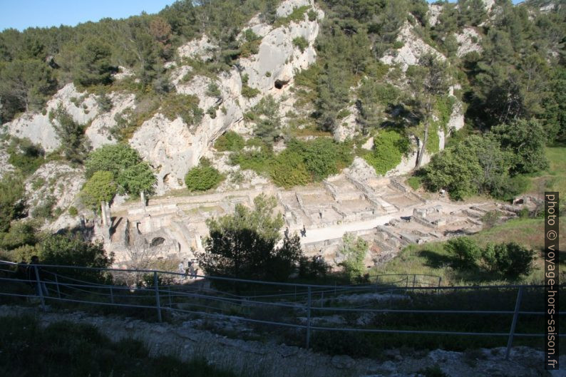 Source Sacrée et quartier indigène de Glanum. Photo © André M. Winter