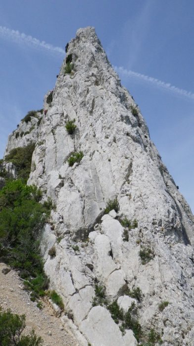 Crête des Dentelles Sarrasines. Photo © André M. Winter