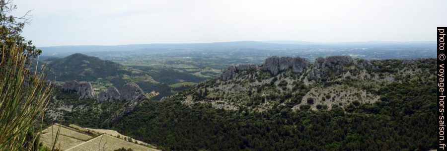 Le Clapis dans les Dentelles de Montmirail. Photo © André M. Winter